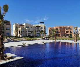 Fancy 2 Bedrooms Apartment with amazing Pool and Lagoon view