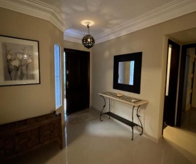 Luxury 1 bedroom Oasis next to the Nile River