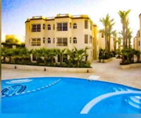 Luxury oassis in Heart of Nama Bay pool, Gym, beach