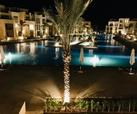 Mangroovy - Elgouna Stylish 2 BDR for Kitesurfing guests in a shared apartment with Pool View & Beach Access