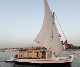 Nile Sunrise Boat for Private Rental