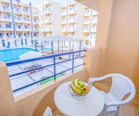 Pool View With Balcony - Kitchenette - Washing Machine - Close to El Gouna - Tiba Resort E4
