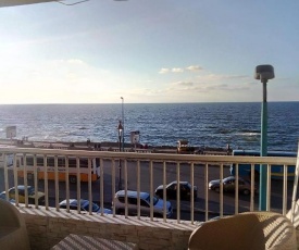 Alexandria sporting apartment with sea view شقة فى سبورتنج على البحر