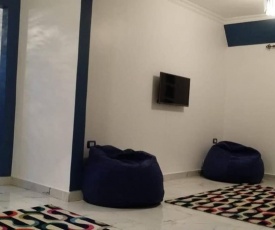 Sunny modern apartment with good internet, near from city center of Alexandria