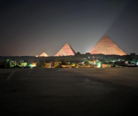 the louts suite-3 Pyramids View