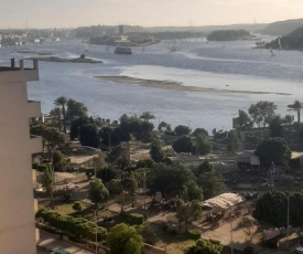 شقة برج الراية كورنيش النيل