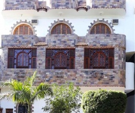 Arabesque House Apartment